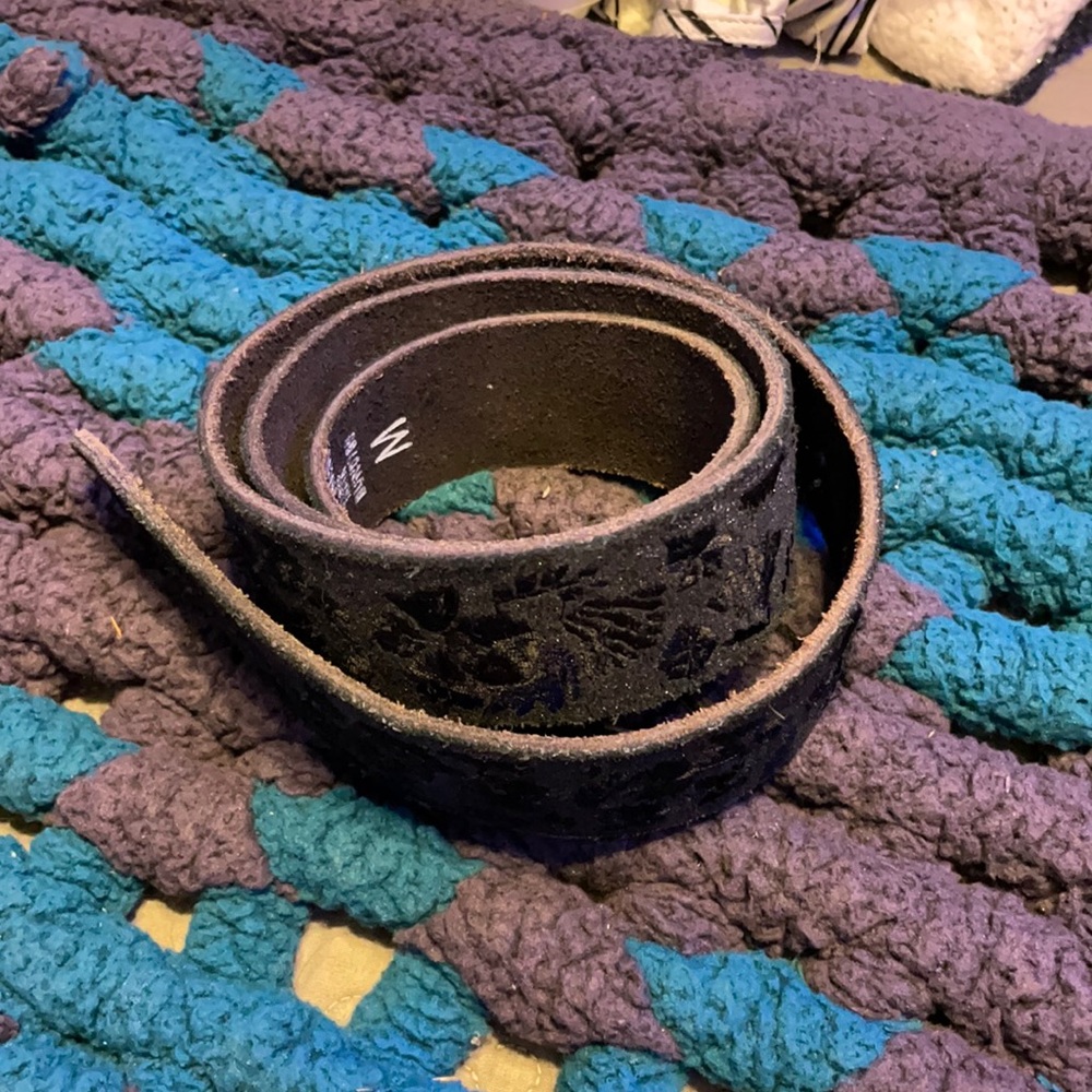 black embroidered floral lucky brand belt